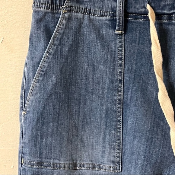 Judy Blue Jeans Woman’s Denim Airplane Mode Pull On Joggers Medium Wash 16W - Picture 2 of 6